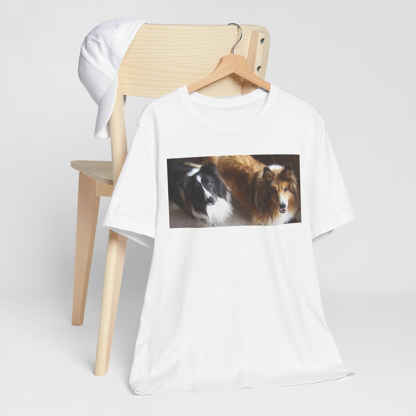 Shetland Sheepdog Group Unisex Dog Lovers Tee with Cute Pets Design - Perfect Gift for Animal Lovers, Casual Wear, Dog Owners, Gift for Him/Her, Everyday Comfort